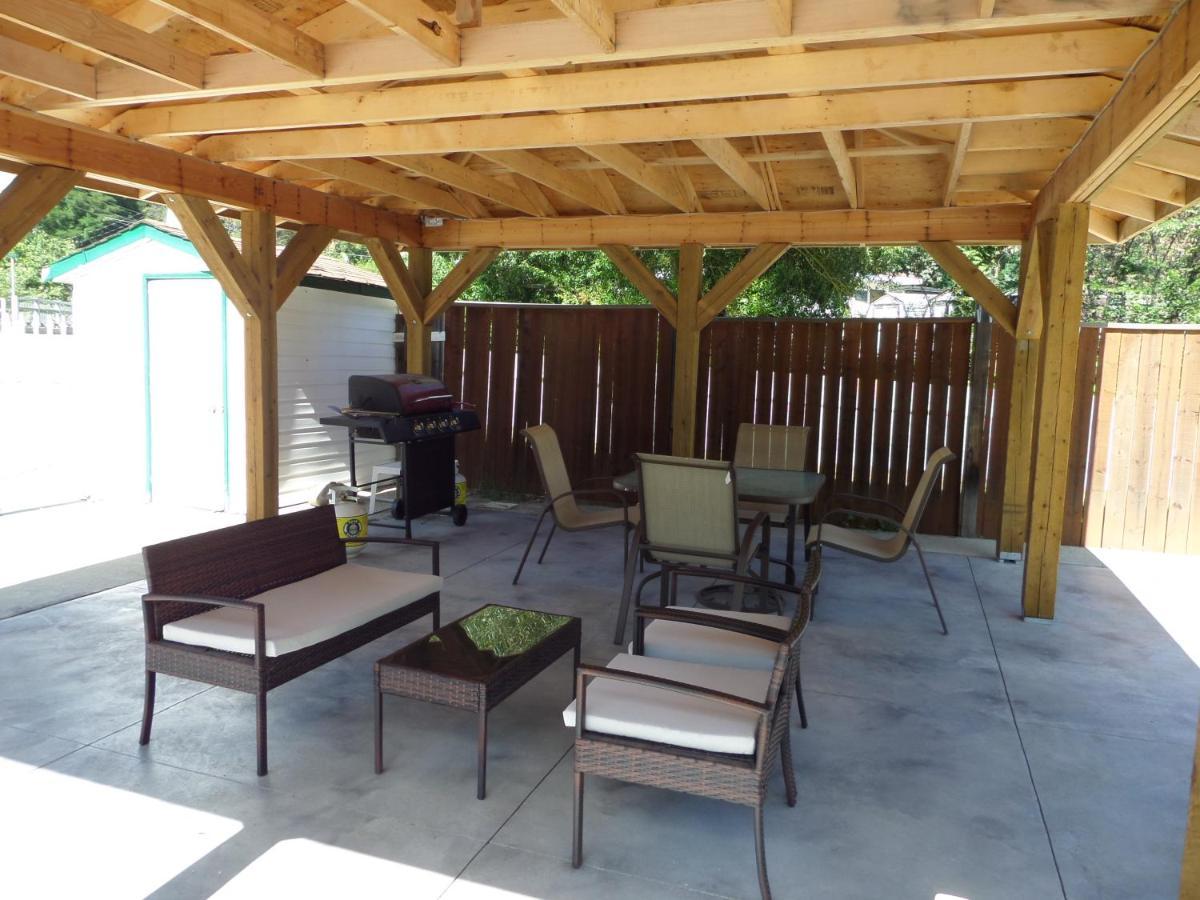 Ray Lyn Motel Trail Exterior foto